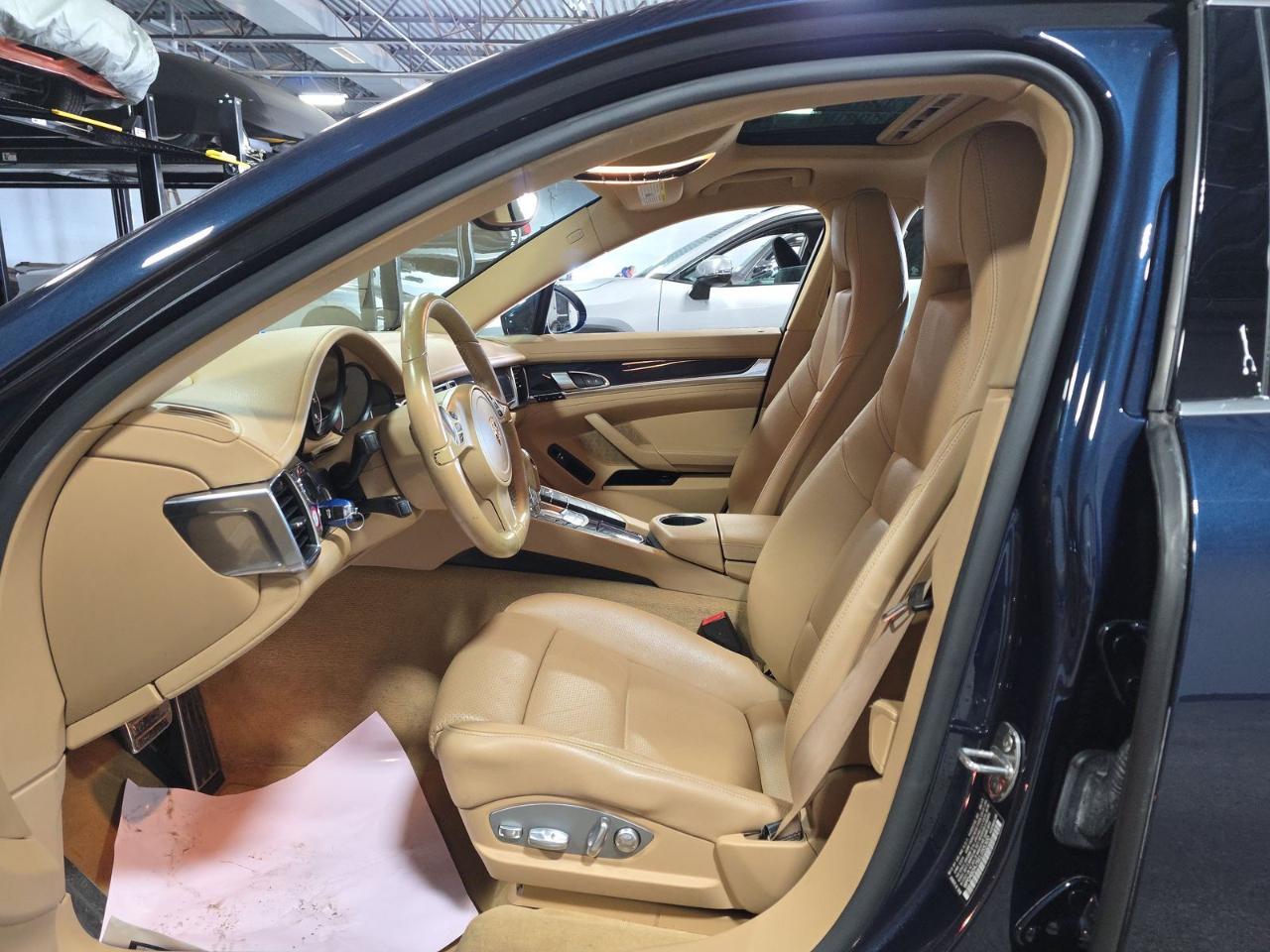 Porsche Panamera  2014