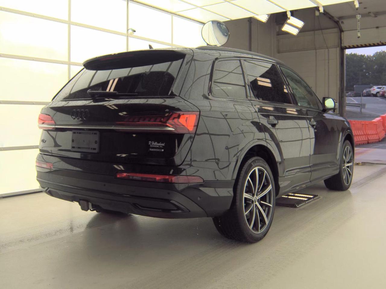 Audi Q7 Premium Plus 55 TFSI quattro 2021