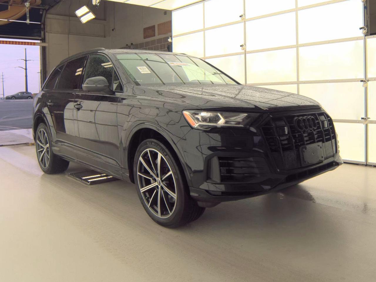 Audi Q7 Premium Plus 55 TFSI quattro 2021