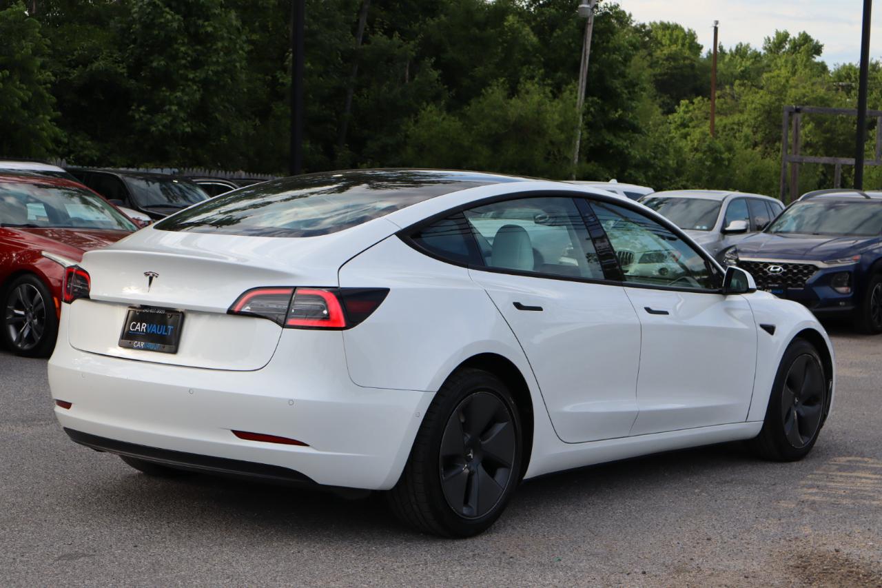 Tesla Model 3 Standard Range RWD 2022