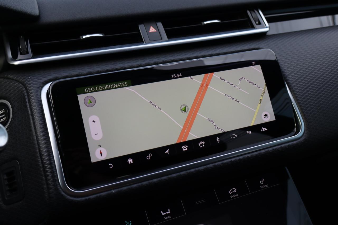 Land Rover Range Rover Velar  2018