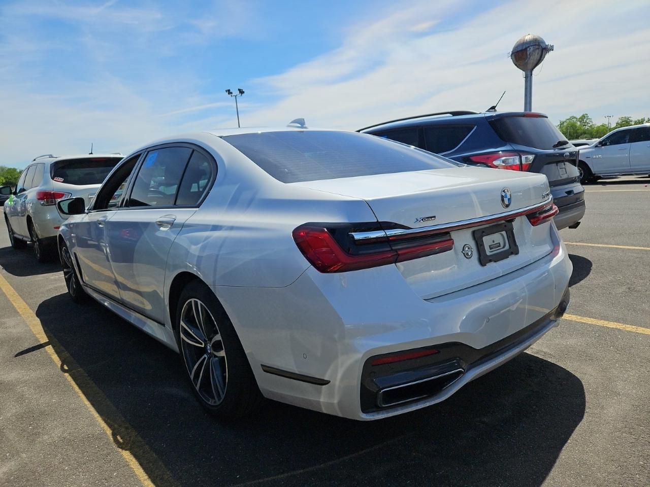 BMW 7-Series  2020