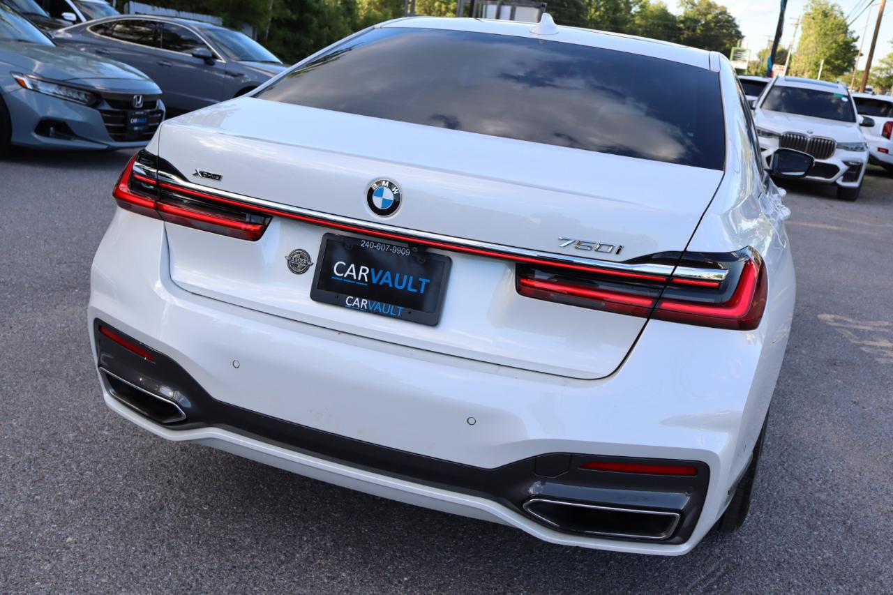 BMW 7-Series  2020