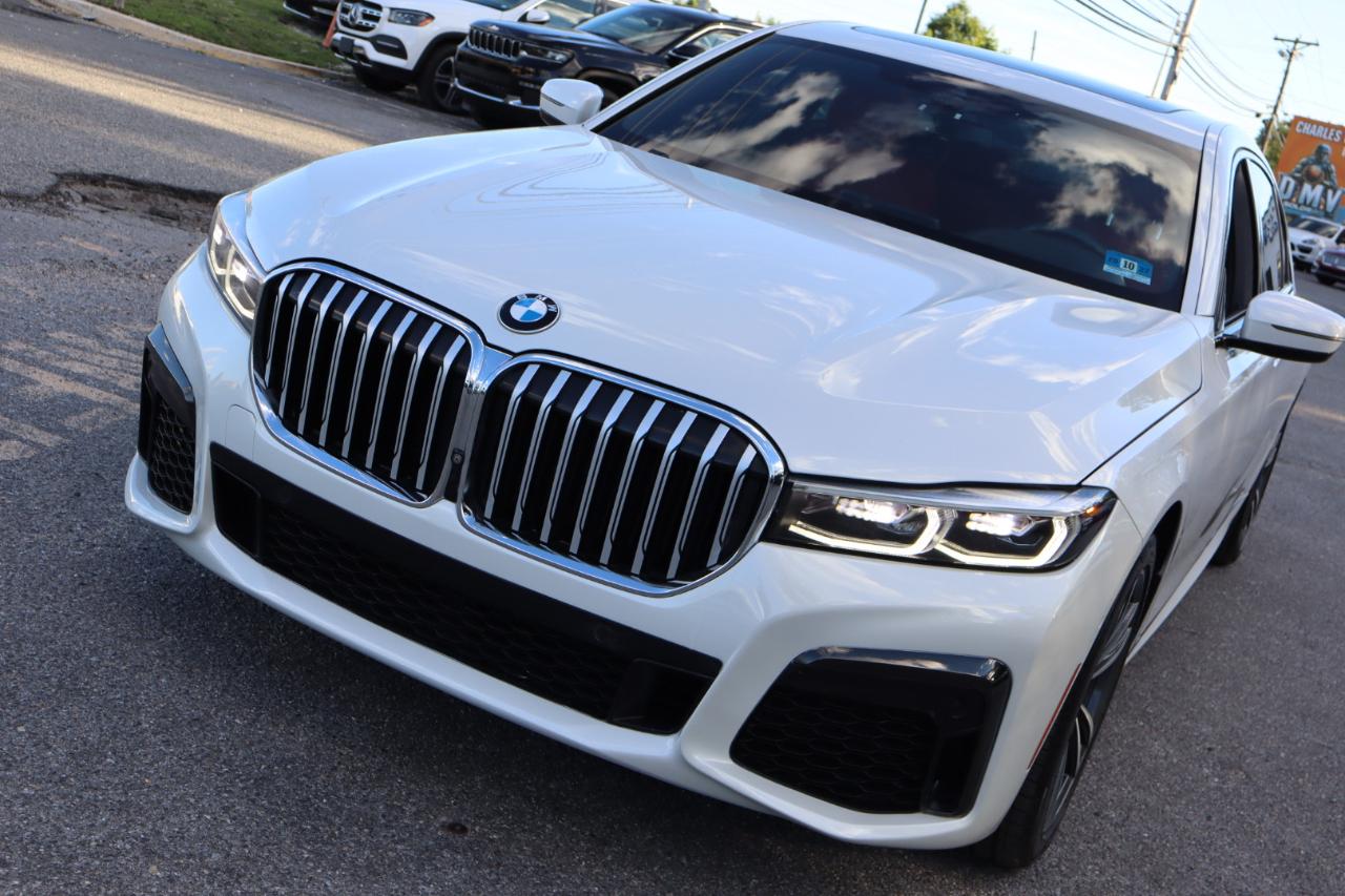 BMW 7-Series  2020