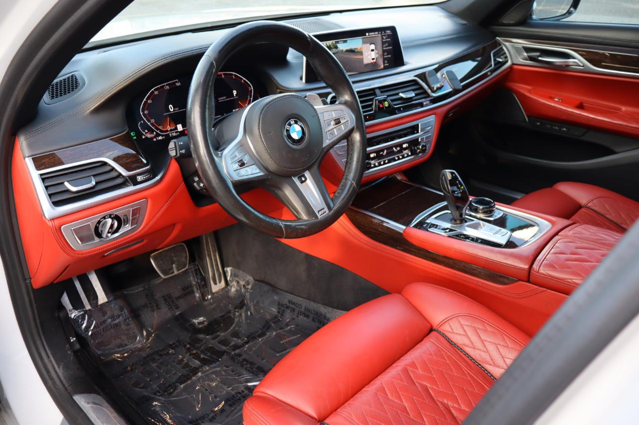 BMW 7-Series  2020