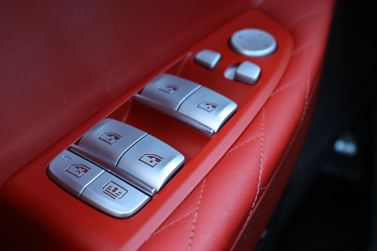BMW 7-Series  2020