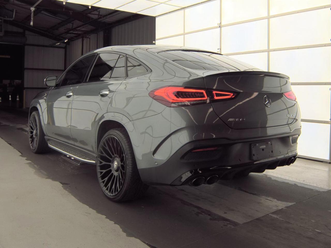 Mercedes-Benz GLE-Class  2021