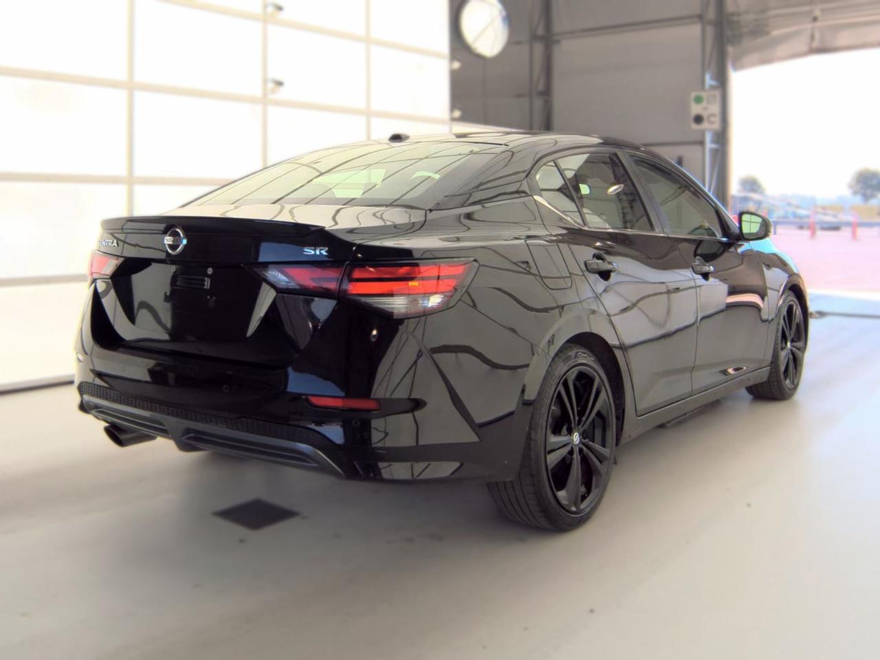 2020 Nissan Sentra SR CVT's photo