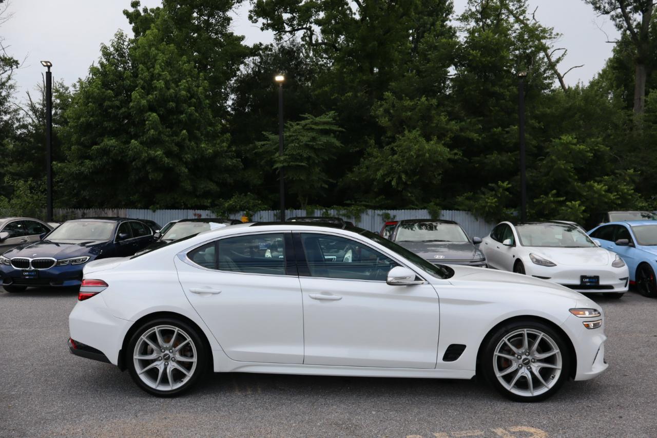 Genesis G70 2.0T Advanced AWD 2022