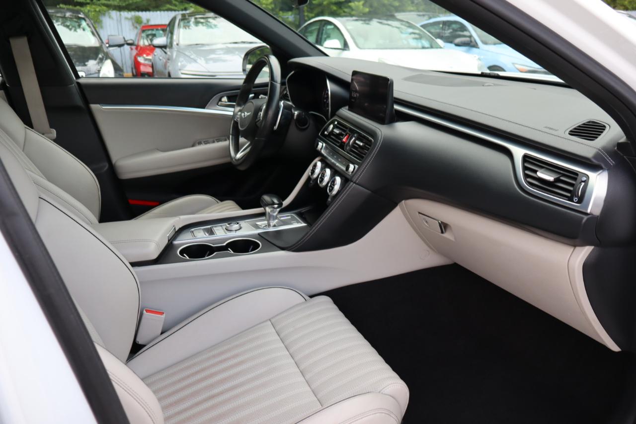 Genesis G70 2.0T Advanced AWD 2022