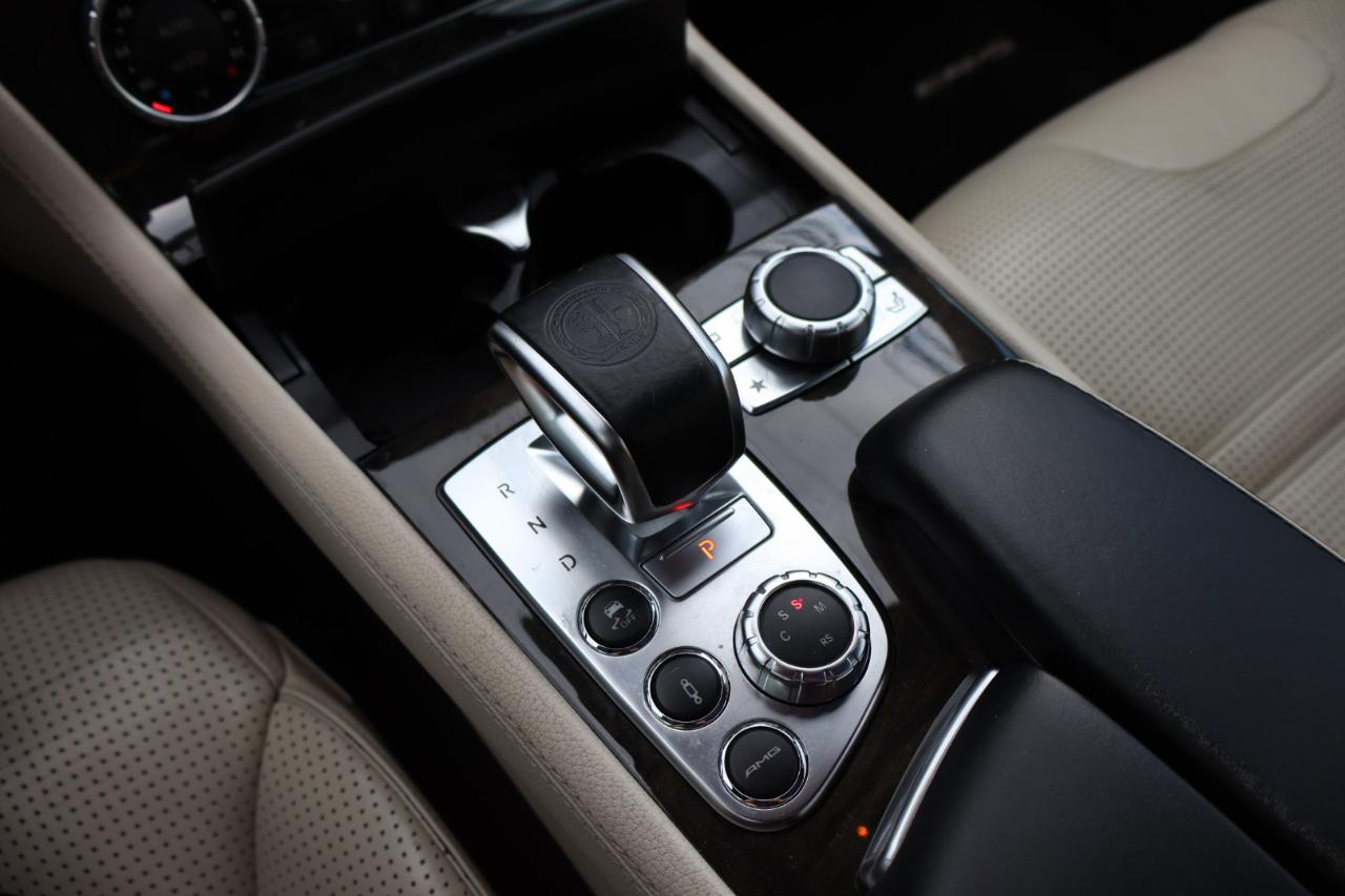 Mercedes-Benz SL-Class  2014