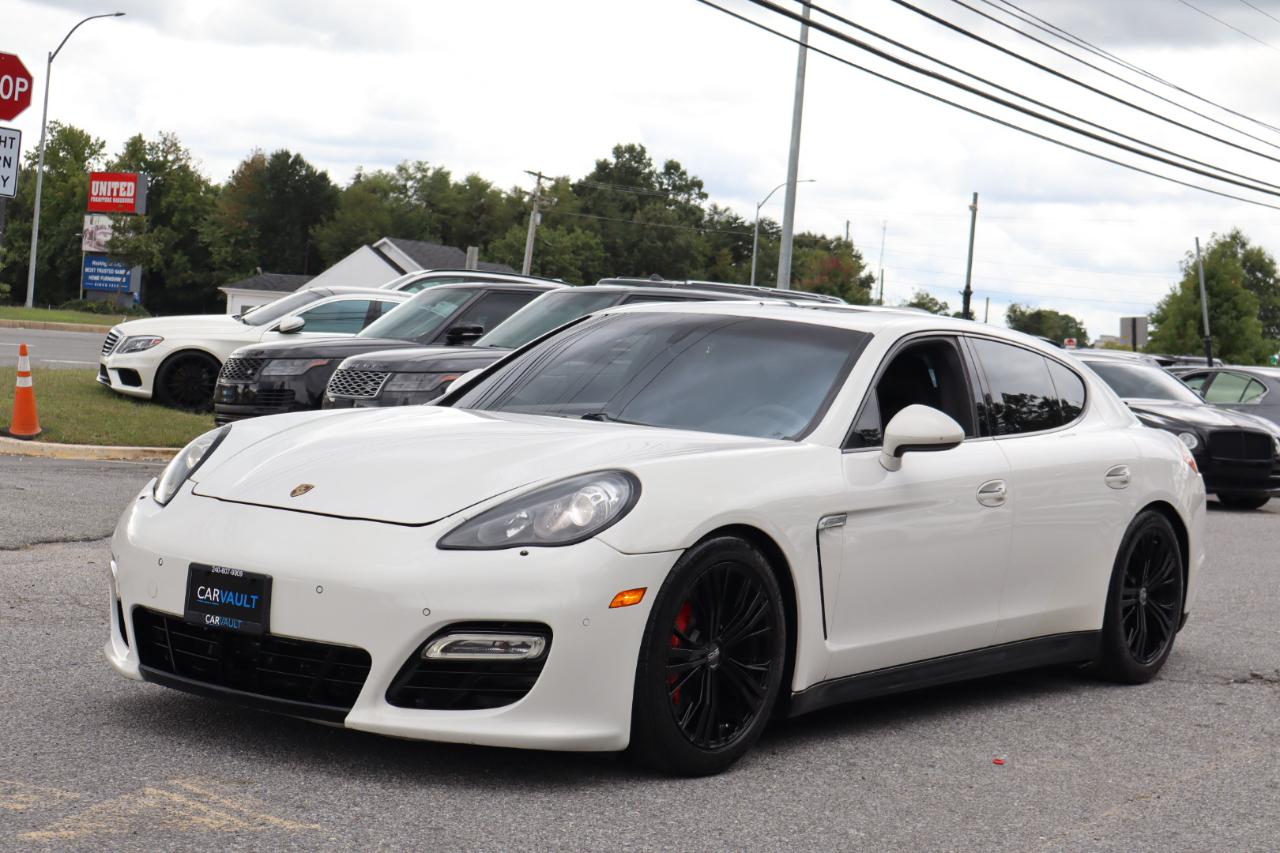 Porsche Panamera GTS AWD 2013