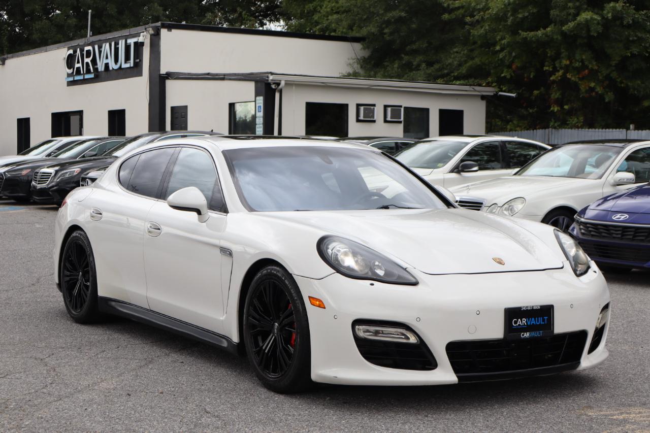 Porsche Panamera GTS AWD 2013