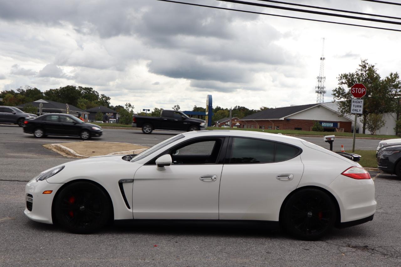 Porsche Panamera GTS AWD 2013