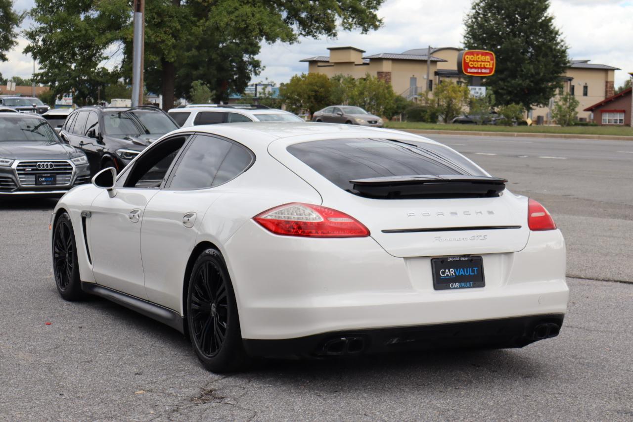 Porsche Panamera GTS AWD 2013