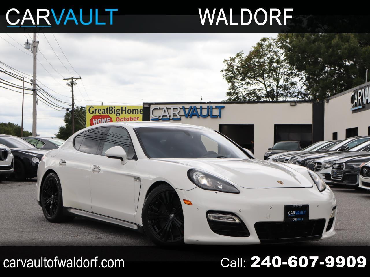 Porsche Panamera GTS AWD 2013