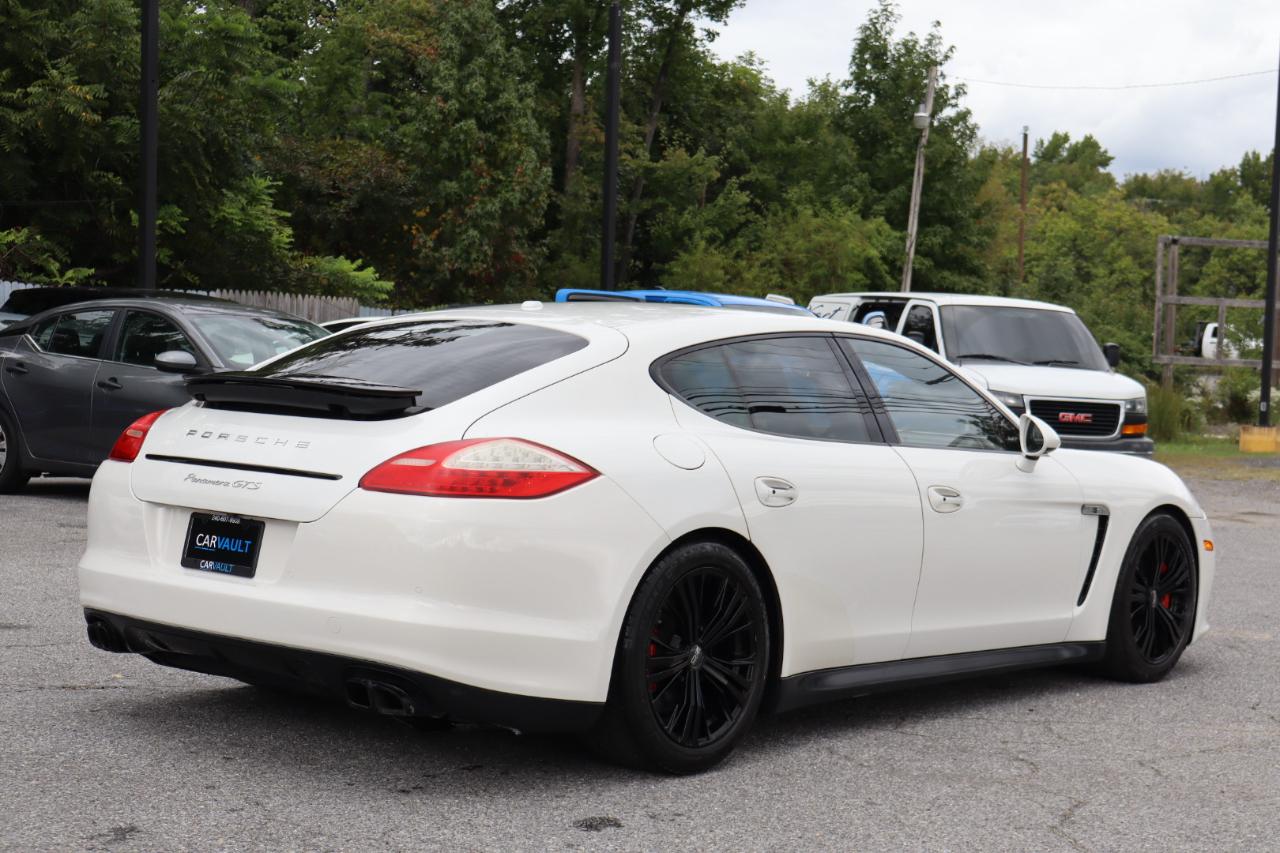 Porsche Panamera GTS AWD 2013
