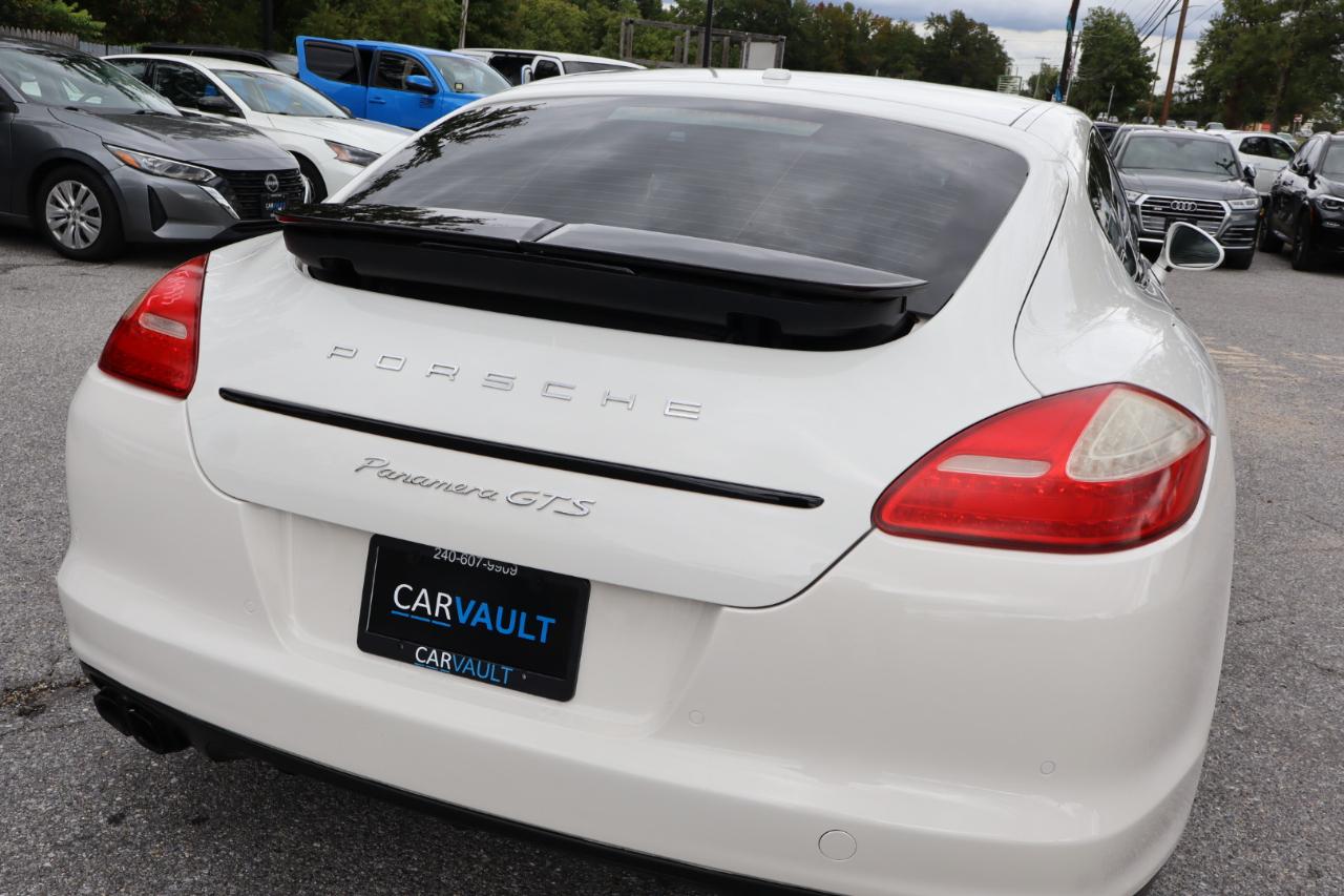 Porsche Panamera GTS AWD 2013