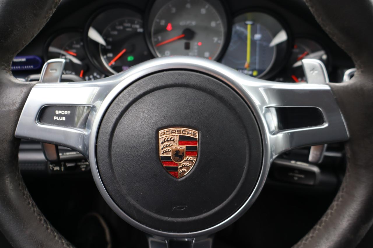 Porsche Panamera GTS AWD 2013