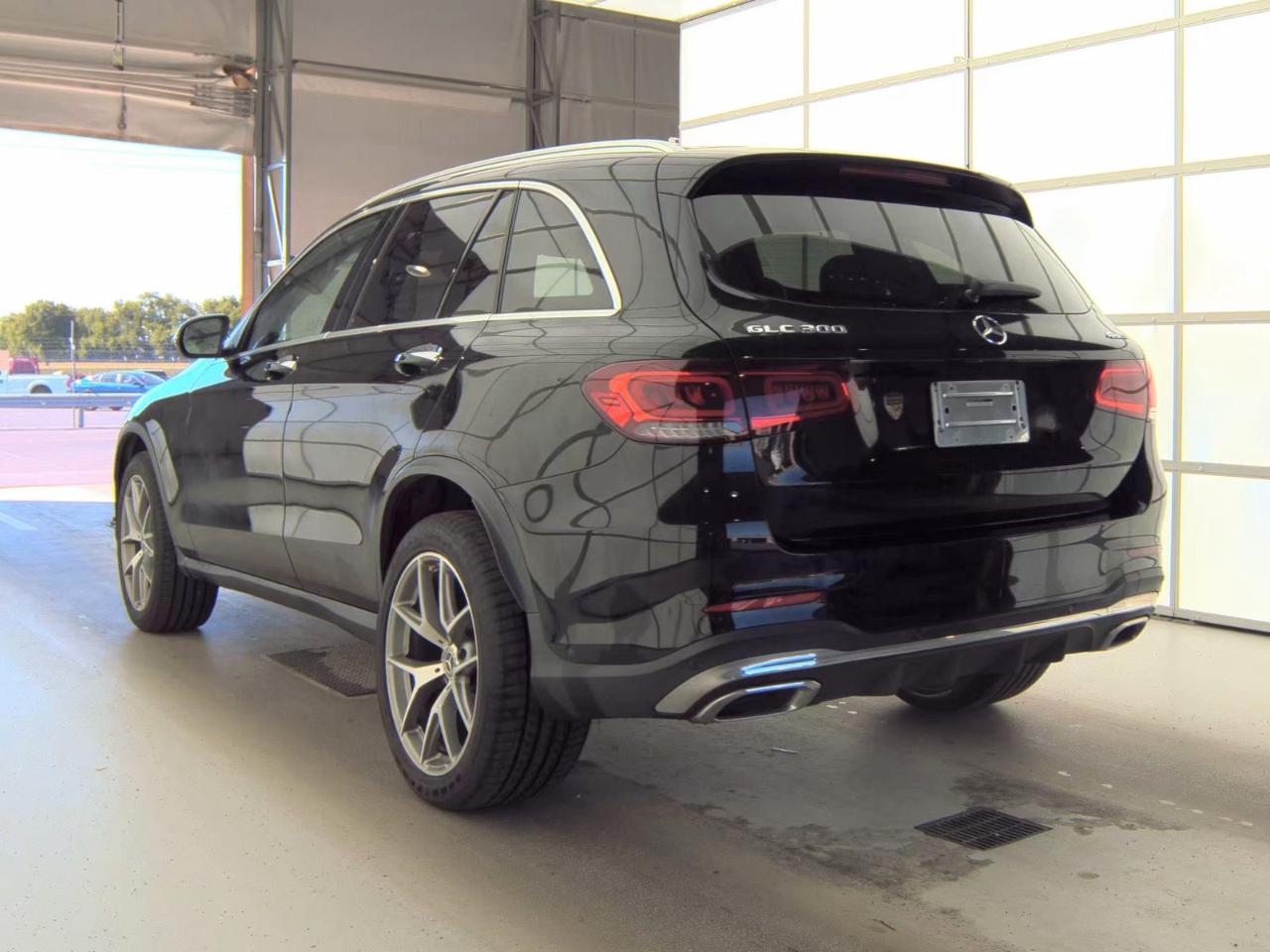 Mercedes-Benz GLC-Class  2022