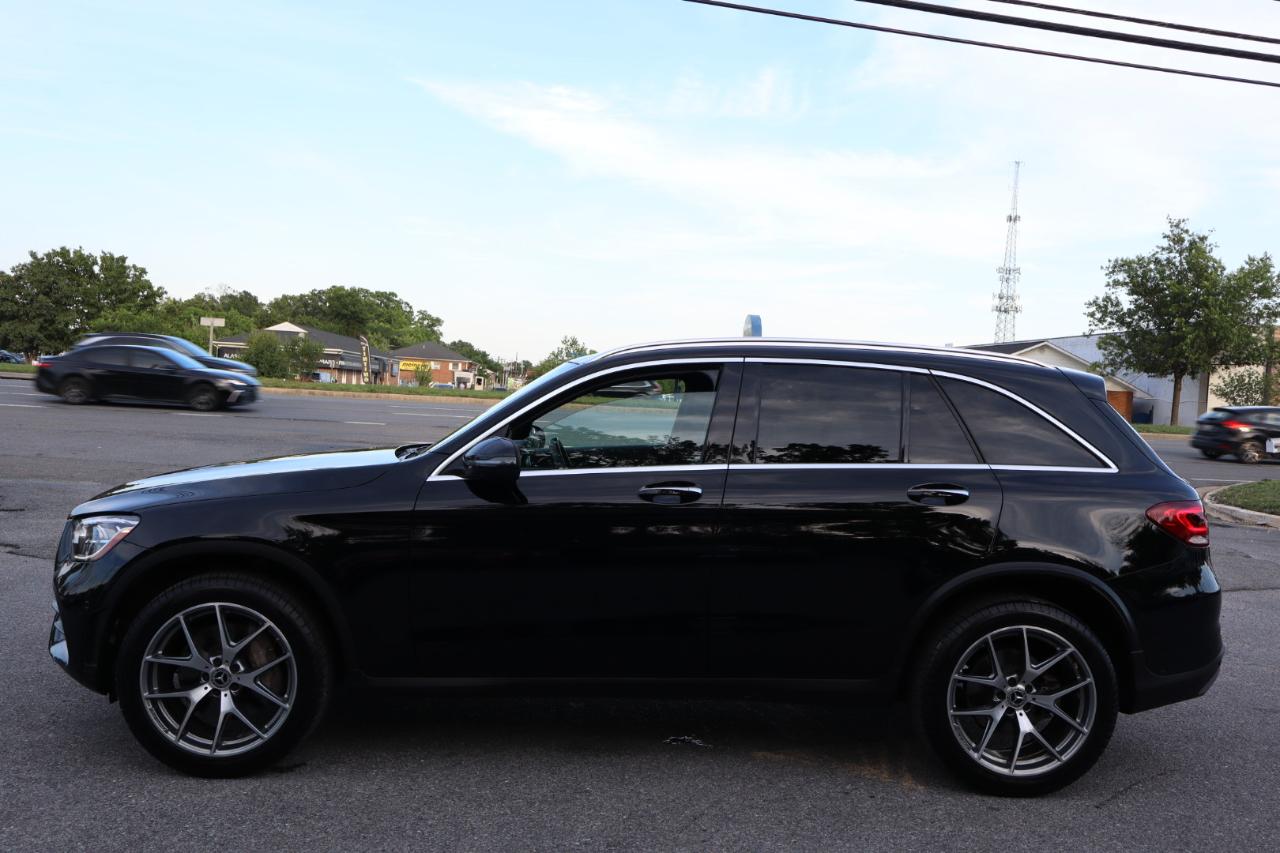 Mercedes-Benz GLC-Class  2022