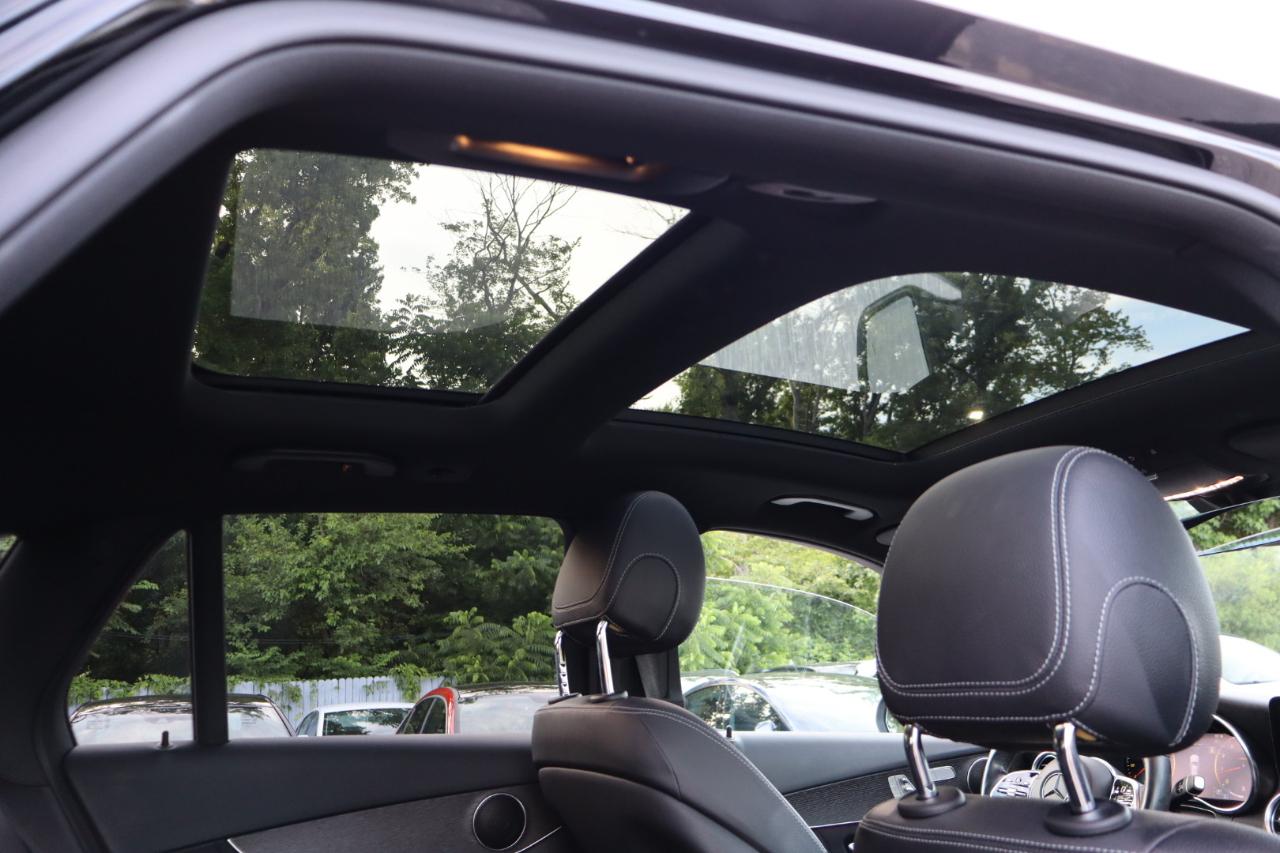Mercedes-Benz GLC-Class  2022