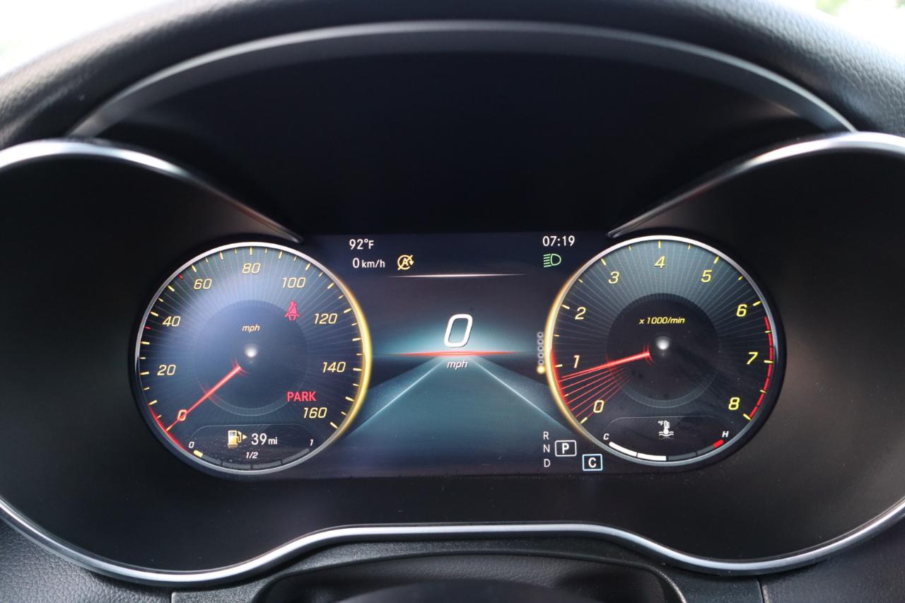 Mercedes-Benz GLC-Class  2022