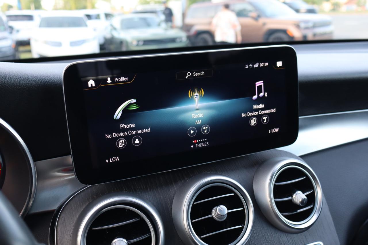 Mercedes-Benz GLC-Class  2022