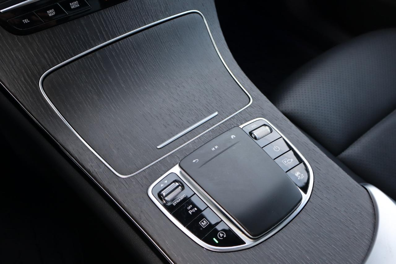 Mercedes-Benz GLC-Class  2022