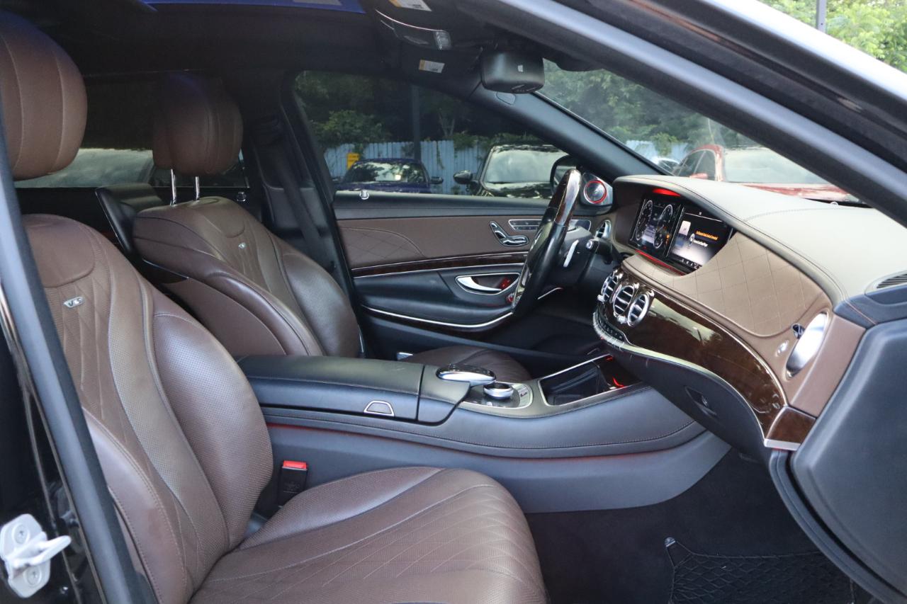 Mercedes-Benz Maybach  2016