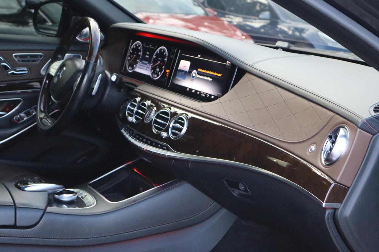 Mercedes-Benz Maybach  2016
