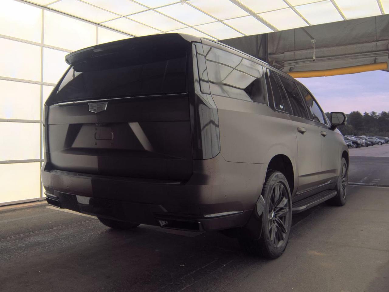 Cadillac Escalade ESV 4WD 4dr Sport Platinum 2021