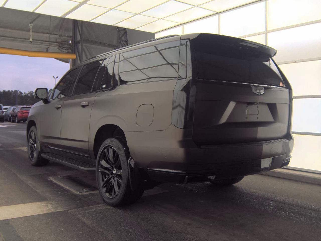 Cadillac Escalade ESV 4WD 4dr Sport Platinum 2021