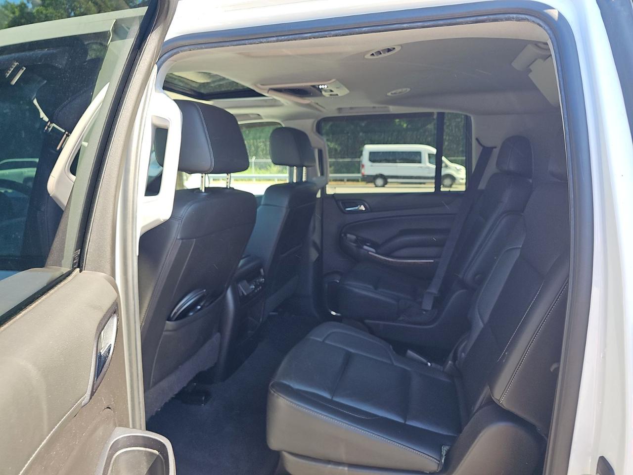 Chevrolet Suburban  2020