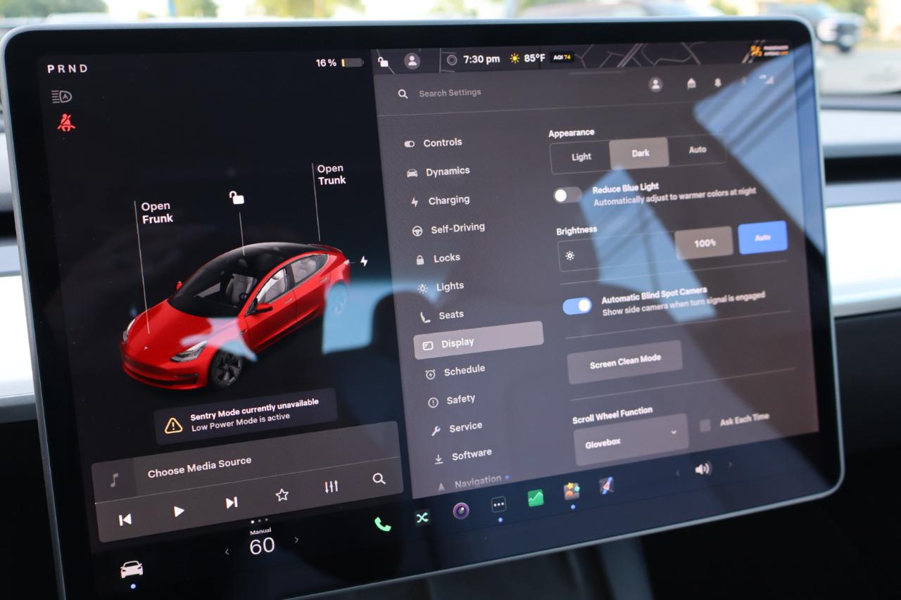 Tesla Model 3  2021