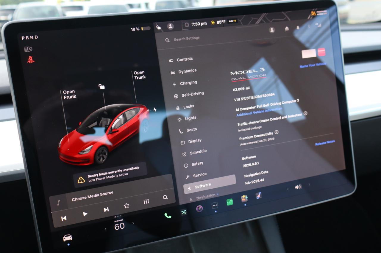 Tesla Model 3  2021