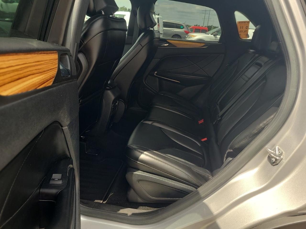 Lincoln MKC AWD 4dr Select 2016