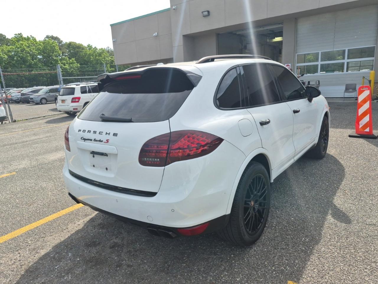 Porsche Cayenne  2014