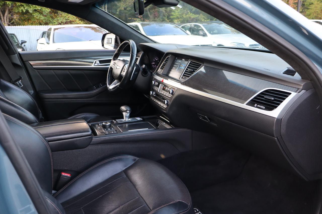 Genesis G80  2018