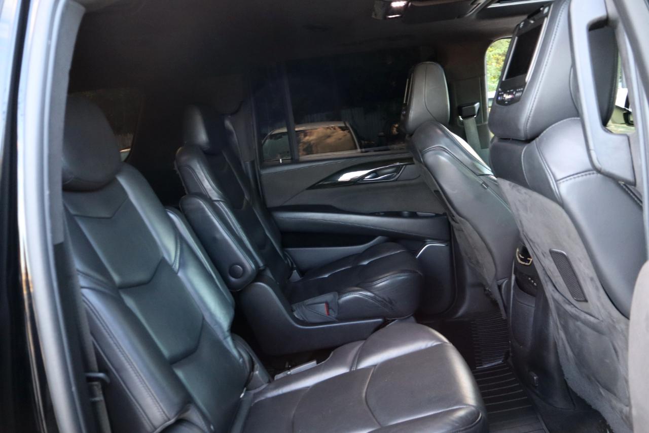 Cadillac Escalade ESV 4WD 4dr Platinum 2018