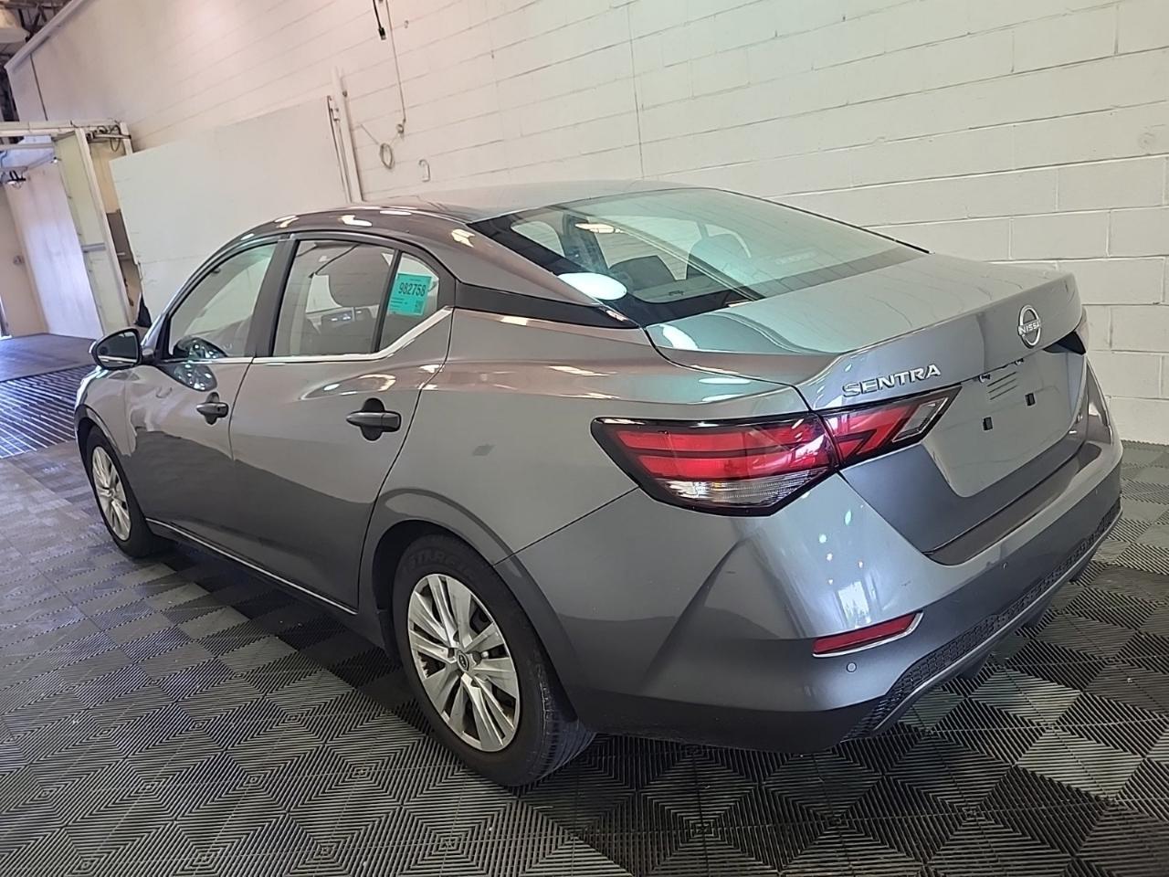 Nissan Sentra  2024