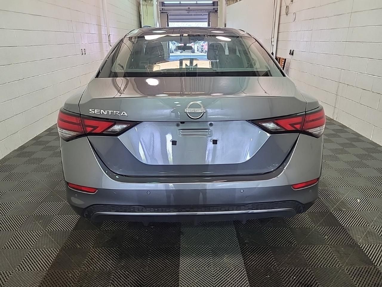 Nissan Sentra  2024
