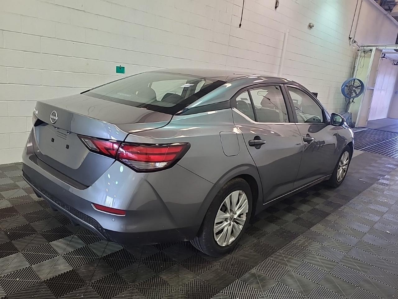 Nissan Sentra  2024