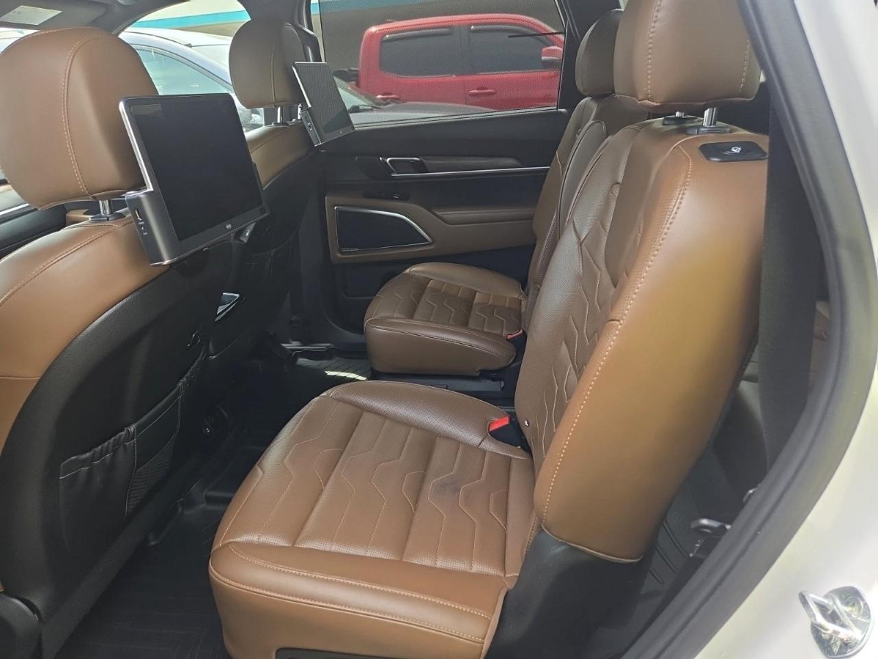 Kia Telluride SX 4D SUV AWD 2021