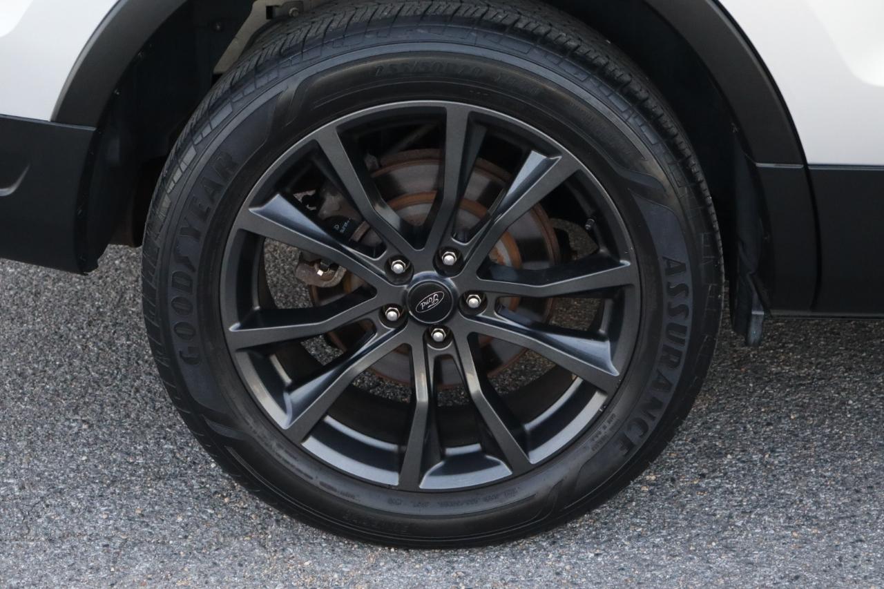 Ford Explorer XLT 4-Door 4WD 2018