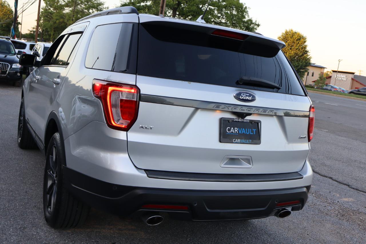 Ford Explorer XLT 4-Door 4WD 2018