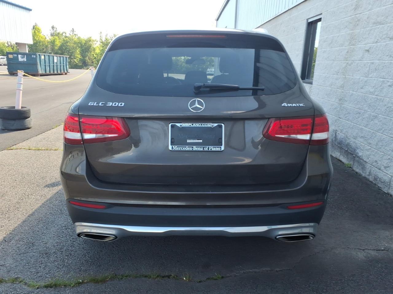 Mercedes-Benz GLC-Class  2017