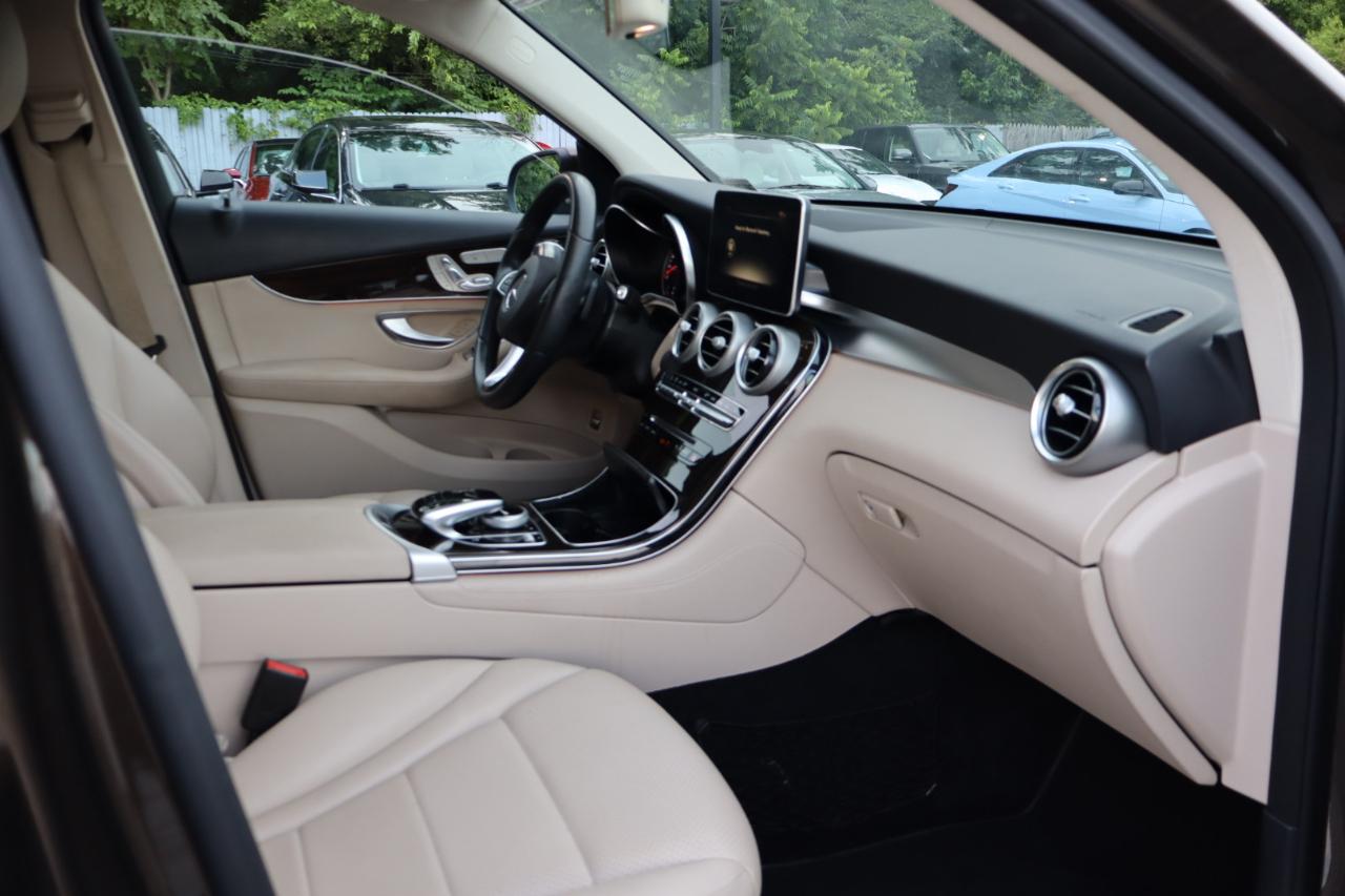 Mercedes-Benz GLC-Class  2017