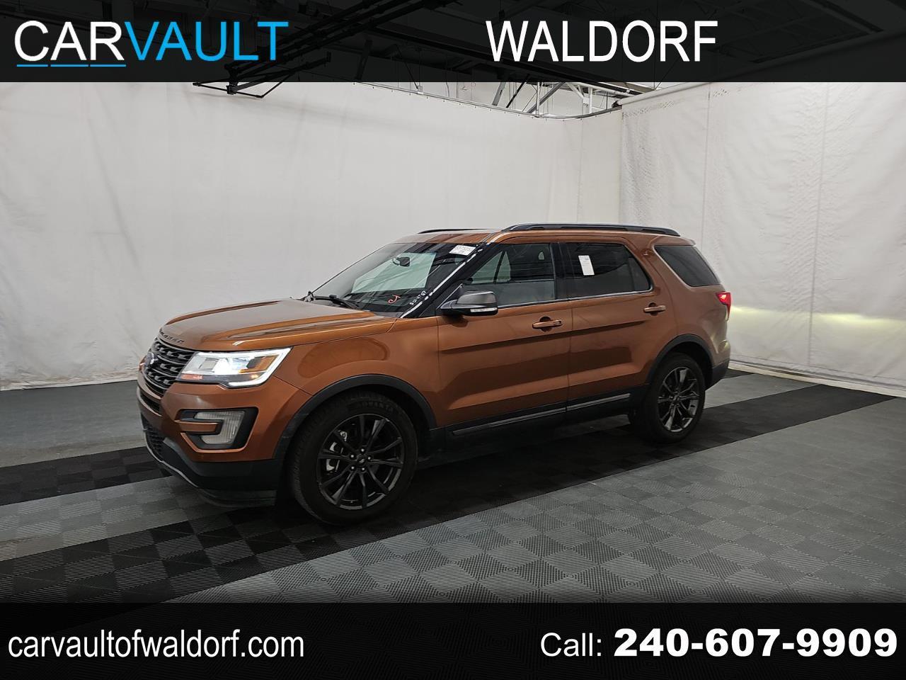 Ford Explorer XLT 4-Door 4WD 2017