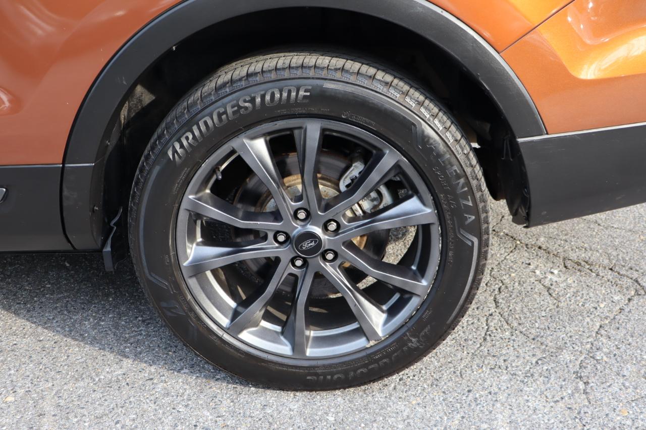 Ford Explorer XLT 4-Door 4WD 2017